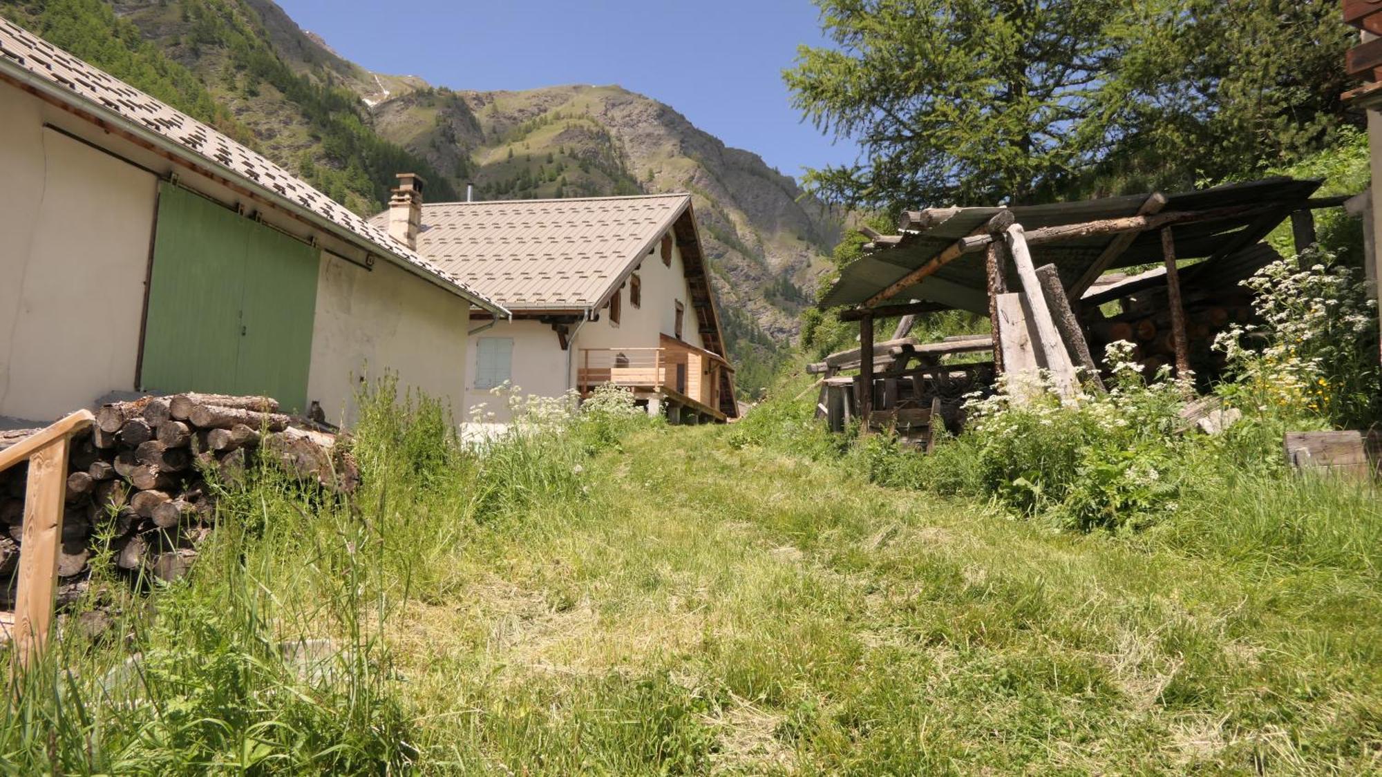 Apartamento Le Grenier Du Roux Abriès Exterior foto